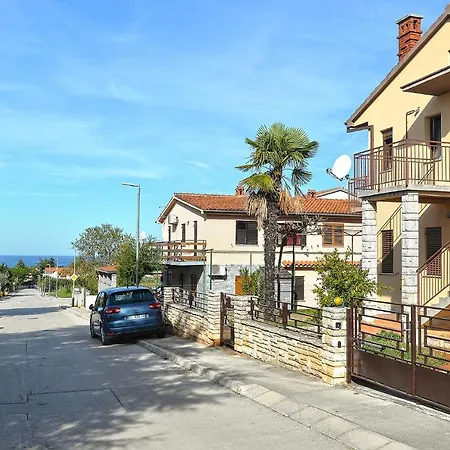 With A Parking Space Peroj, - 20731 Apartman Fazana