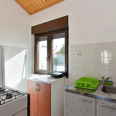 With A Parking Space Peroj, - 20731 Apartman