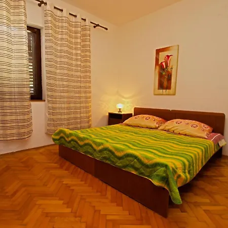 With A Parking Space Peroj, - 20731 Apartment *