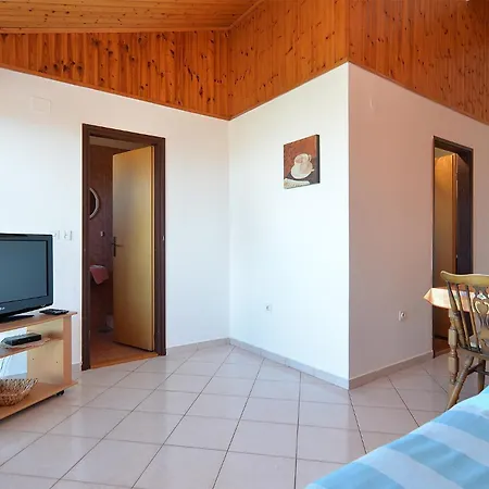 With A Parking Space Peroj, - 20731 Apartment Fazana