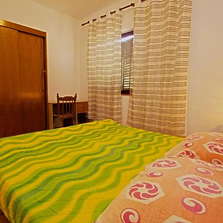 Apartment With A Parking Space Peroj, - 20731 *