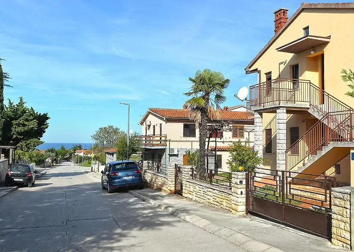 With Parking Space Peroj, - 20731 公寓 法扎纳