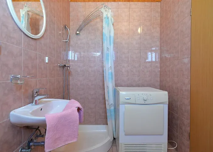 With Parking Space Peroj, - 20731 法扎纳