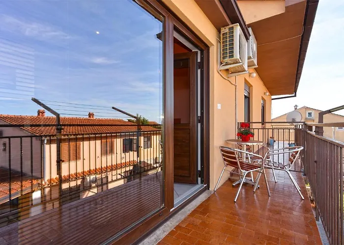 公寓 With Parking Space Peroj, - 20731 法扎纳